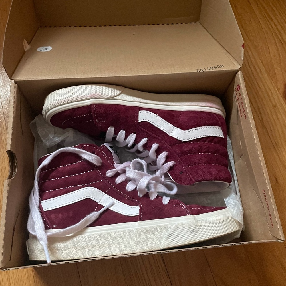 Vans - Picture 8 of 9